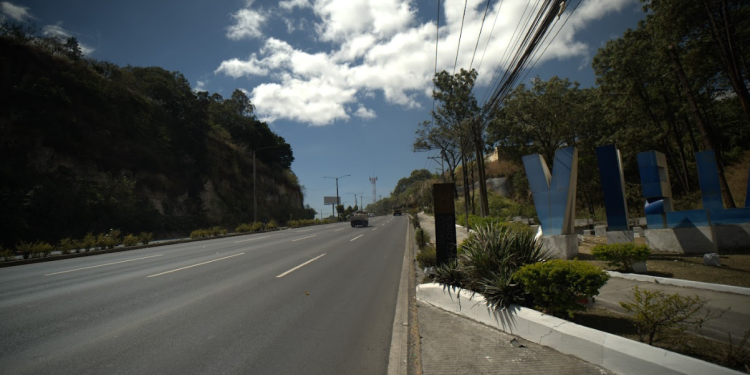 Anuncian cierre parcial en la CA-Sur por trabajos de mantenimiento en colector. (Foto: Covial)