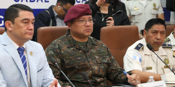 Ministro de la Defensa Nacional, Henry Saenz, durante una citación en el Congreso de la República. / Foto: Congreso