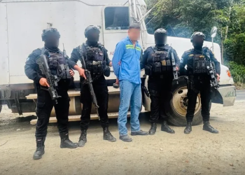 La detención se efectuó en el kilómetro 255 del municipio de Morales, en la ruta que conduce hacia Río Dulce, departamento de Izabal. / Foto: SGAIA