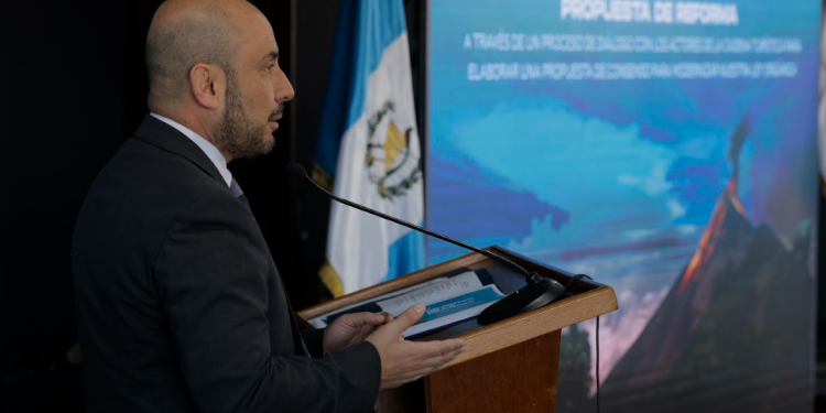 Inguat presentó reforma de ley ante medios de comunicación./Foto: Gilber García.