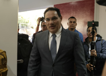 l titular de Gobernación se trasladó personalmente al Club La Aurora y al Parque Erick Barrondo. / Foto: DCA