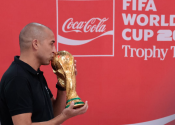 Guatemala abre sus brazos al futbol y recibe la Copa del Mundo