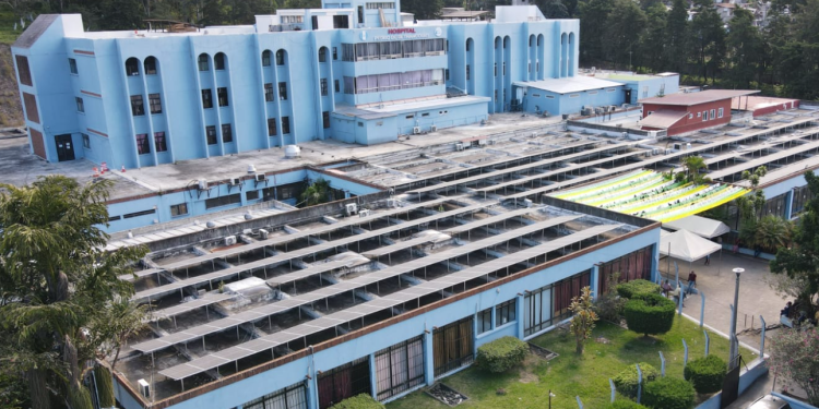 Hospital Pedro de Bethancourt atiende a menores a cargo de la SBS./Foto: RR.SS.