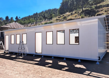 UCEE instala módulos prefabricados en centros educativos./Foto: UCEE.