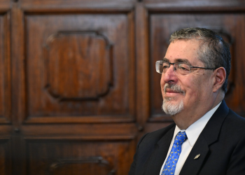 Presidente Bernardo Arévalo se pronuncia en el marco de la elección de un magistrado titular y un suplente para la CC. / Foto: Byron de la Cruz.