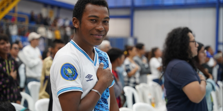 Mides impulsa el desarrollo juvenil con el programa Jóvenes Protagonistas en Guatemala. / Foto: Mides