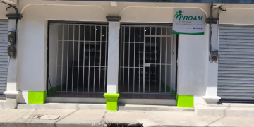 Nueva farmacia PROAM acerca medicina a precios más bajos a Cobán, Alta Verapaz. (Foto: MSPAS)