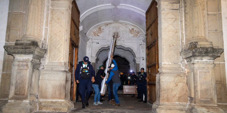 MCD coordina el traslado de obras del Museo de Arte Colonial al Munag./Foto: MCD.