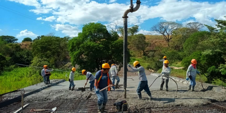 Avanza construcción del Anillo Regional C-50./Foto: CIV.