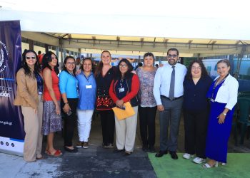 Ministerio de Educación va contratando cerca de cuatro mil maestros para los institutos de nivel medio. (Foto: Mineduc)
