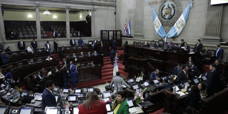 Congreso aprueba restitución de función de asistencia crediticia al Infom