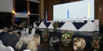 El CANG llevó a cabo el conteo de votos con la participación de decenas de fiscales de entre los agremiados que vigilaron el proceso en las mesas de votación. / Foto: DCA.