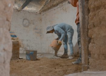 El Mides entregó 11 mil 180 sacos de concreto premezclado a familias del municipio de Jocotán, Chiquimula. (Foto: Mides)