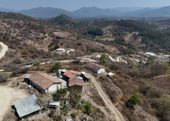 Incorporan por primera vez al servicio de energía eléctrica a 68 hogares por medio de proyecto de electrificación rural. (Foto: INDE)