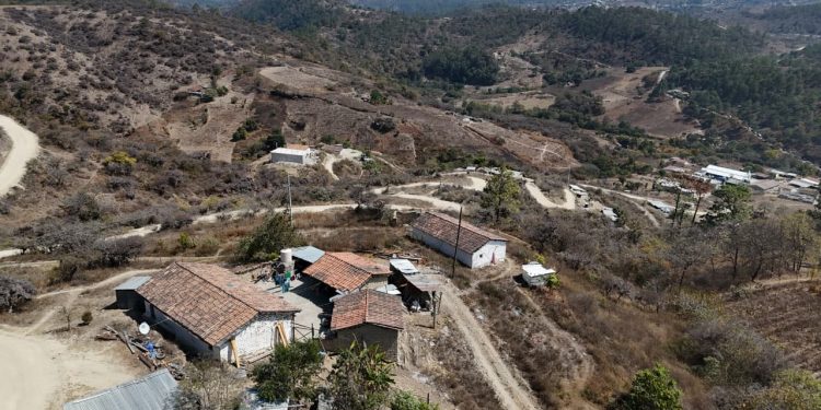 Incorporan por primera vez al servicio de energía eléctrica a 68 hogares por medio de proyecto de electrificación rural. (Foto: INDE)