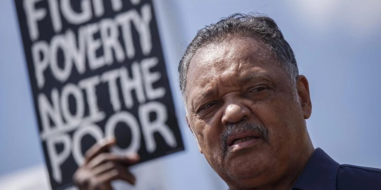 El ministro bautista estadounidense Jesse Jackson, defensor de los derechos civiles.