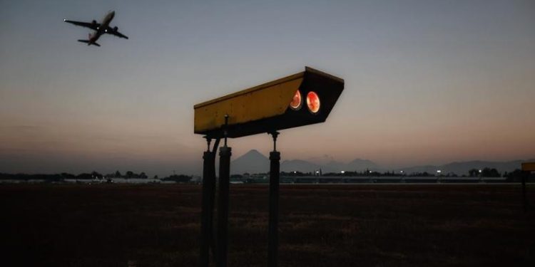 Las luces PAPI son un sistema importante para la seguridad de la aproximación de las aeronaves.