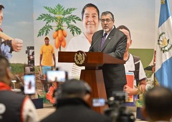 El presidente Arévalo se refirió a la elección de magistrados del TSE. Foto: Álvaro Interiano