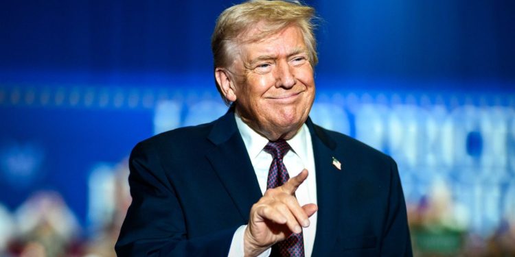 aseguró que Cuba está en serios problemas y que Estados Unidos podría hacer algo muy positivo para ese país.