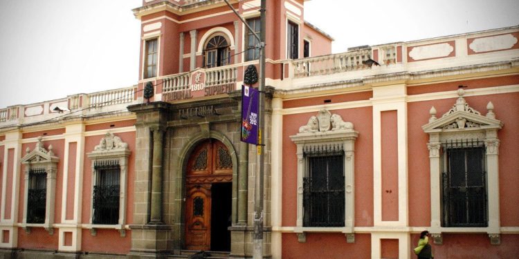 La Unión Europea señala que faltó transparencia en elección de candidatos a magistrados del TSE, ya que las sesiones de la comisión postuladora no fueron públicas.