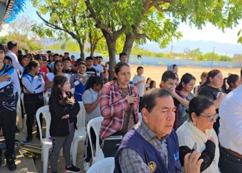 Alumnos del INEB de Telesecundaria de Zacapa arrancan actividades académicas
