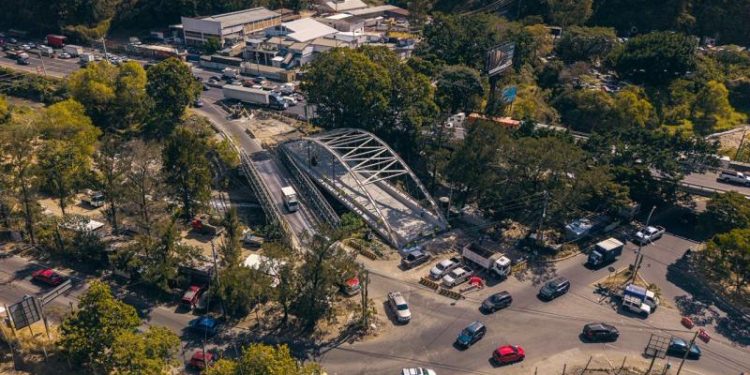 Covial acelera trabajos en el puente Villalobos 1, para entregarlo lo más pronto posible.