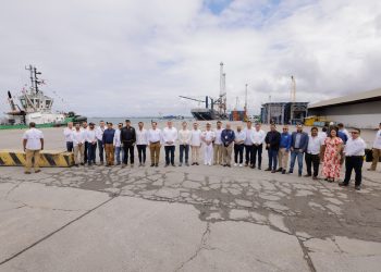 Presidente participó en la entrega de utilidades al puerto Santo Tomás de Castilla. (Foto: Alex Jacinto)