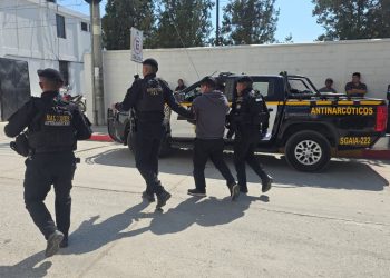 Capturan a presuntos coyotes en Huehuetenango. / Foto: PNC.