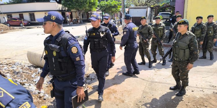 Las autoridades informaron que los operativos se ejecutan de manera ininterrumpida, las 24 horas del día, los siete días de la semana. / Foto: PNC.