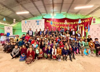 Niñez y juventud de Totonicapán arrancan ciclo escolar en el sector público