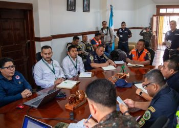 Instituciones coordinan acciones ante la temporada de incendios forestales en Alta Verapaz