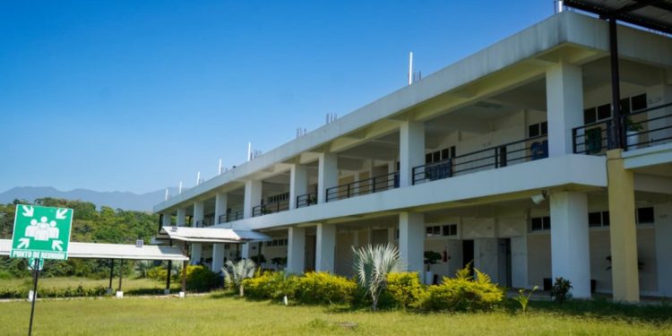 Fortalecen infraestructura universitaria con la entrega de proyecto en San Felipe, Retalhuleu