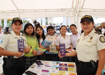 PNC promueve derechos de la niñez y prevención de violencia en Escuintla