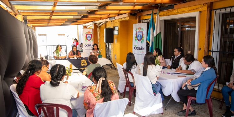 Impulsan activación de la Mesa Técnica para la Prevención de Embarazos en Adolescentes en Cobán
