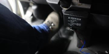 Implementación del Sistema Limitador de Velocidad./Foto: Danilo Ramírez.