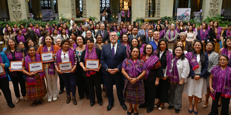 Seprem presenta avances en la Política Nacional de Promoción y Desarrollo Integral de las Mujeres./Foto: Álvaro Interiano.