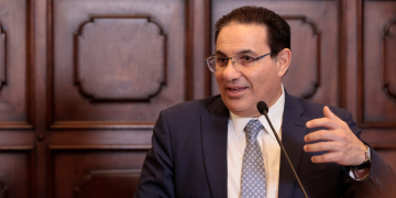 Ejecutivo anuncia cambios de viceministros en Gobernación y Desarrollo