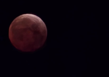 Eclipse lunar total o luna de sangre será visible en Guatemala./Foto: Josué Acevedo.