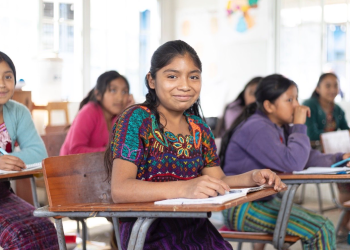 Abren convocatoria para beca social de educación media./Foto: Mides.