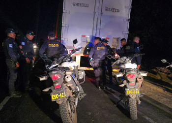 Furgón recuperado en Escuintla. / Foto: PNC