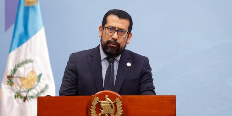 viceministro técnico de Educación, Francisco Cabrera Romero