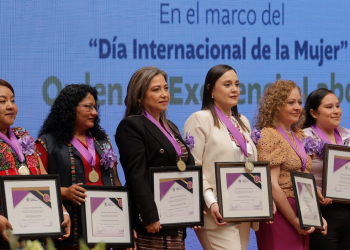 Orden de Excelencia Laboral./Foto: Analí Camey.