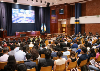 Minfin promueve ética y transparencia en la formación de futuros profesionales