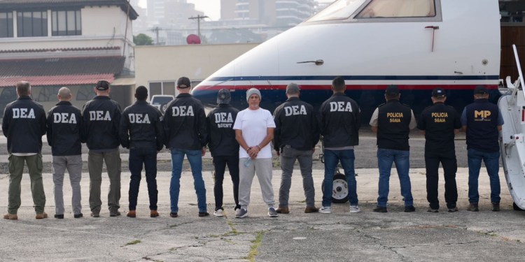 Extradición de el líder de “Los Huistas", alias "Chicharra" Samayoa el pasado 9 de mayo 2025. / Foto: @usembassyguate