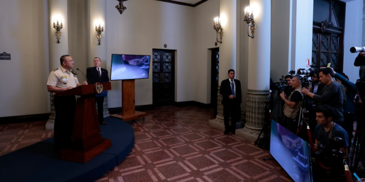 Estados Unidos levanta embargo para compra de equipo militar después de 47 años. (Foto: Alex Jacinto)