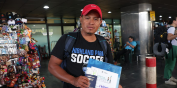 Guatemaltecos viajan a España a trabajar con el programa de Trabajo Temporal en el Extranjero./Foto: Mintrab.