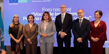 Vicepresidenta subraya la importancia de impulsar el empoderamiento de las mujeres frente a diversas problemáticas. (Foto: Analí Camey)