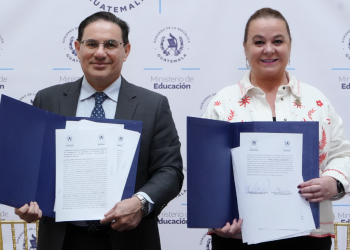 Este acuerdo contempla la continuidad y activación de esfuerzos orientados a desarrollar actividades preventivas en centros educativos. / Foto: Mingob