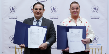 Este acuerdo contempla la continuidad y activación de esfuerzos orientados a desarrollar actividades preventivas en centros educativos. / Foto: Mingob