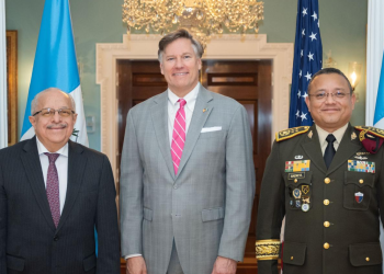 Reunión con el subsecretario de Estado de Estados Unidos, Christopher Landau